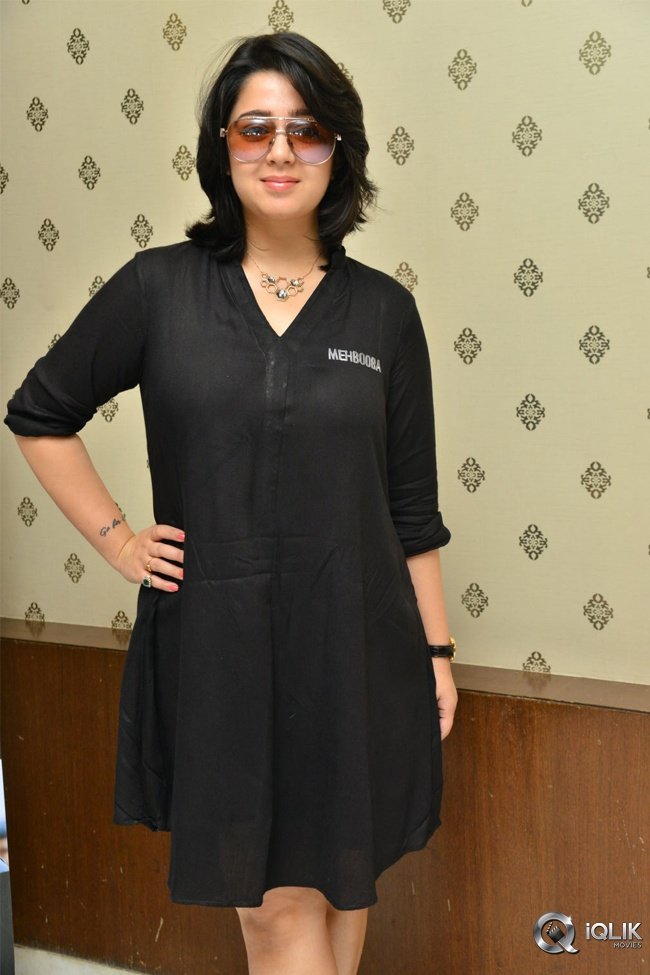 Charmy-Kaur-Latest-Photos